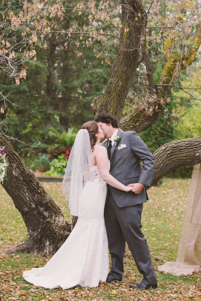 Stephanie & Grant's Fall Country Wedding - Amanda Douglas Events