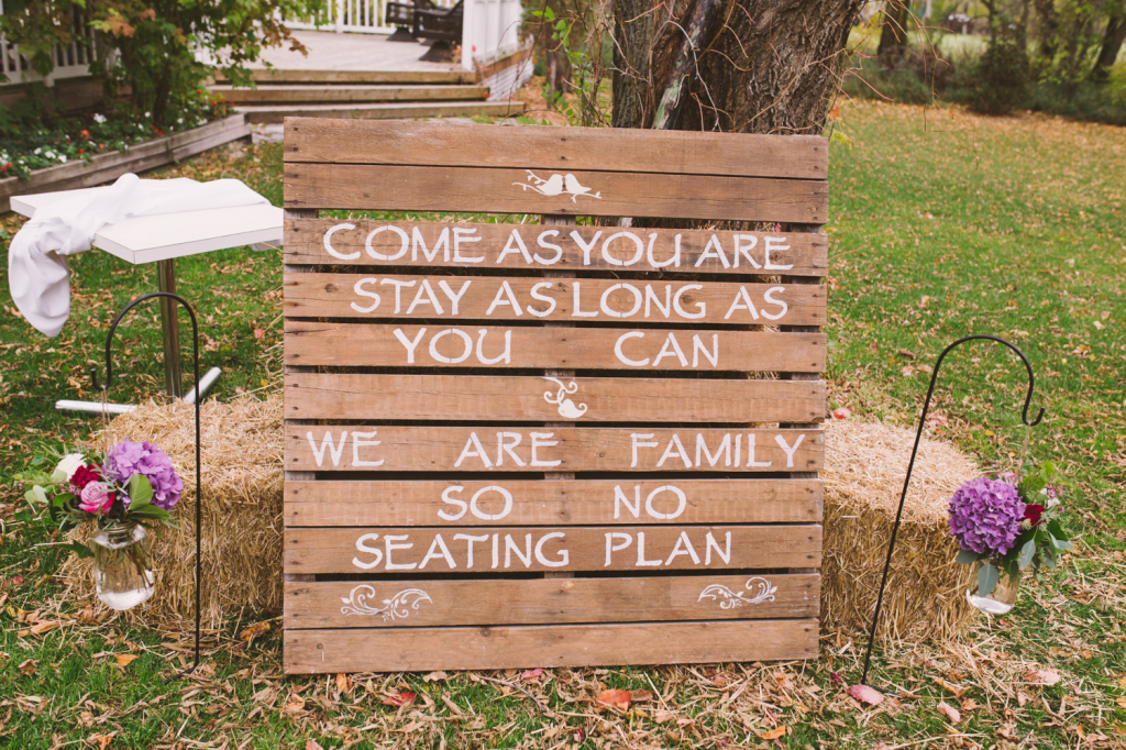 Stephanie & Grant's Fall Country Wedding - Amanda Douglas Events