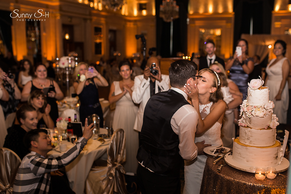 Cutting the Cake - Amanda Douglas Events