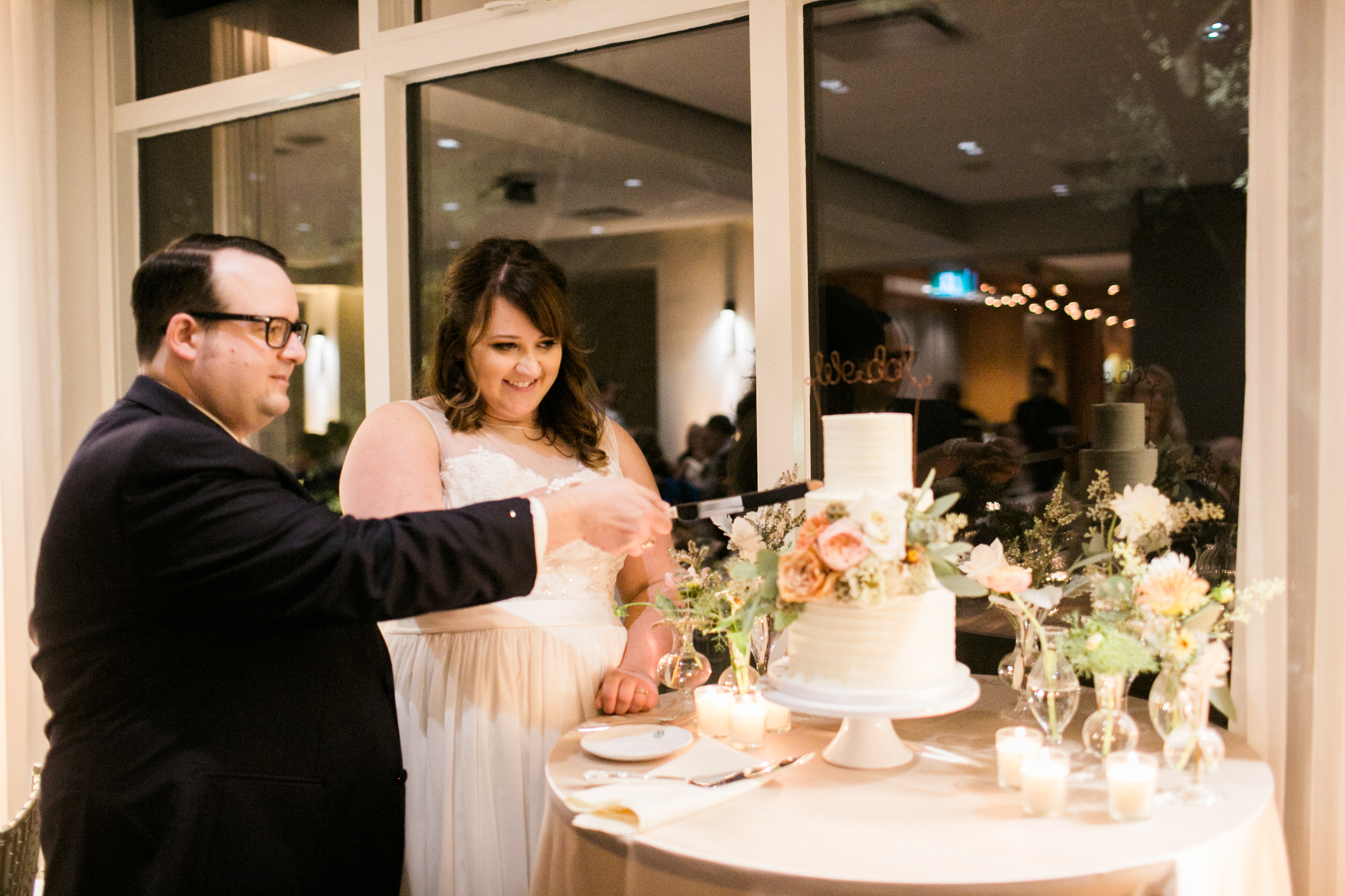 Cutting the cake - Amanda Douglas Events