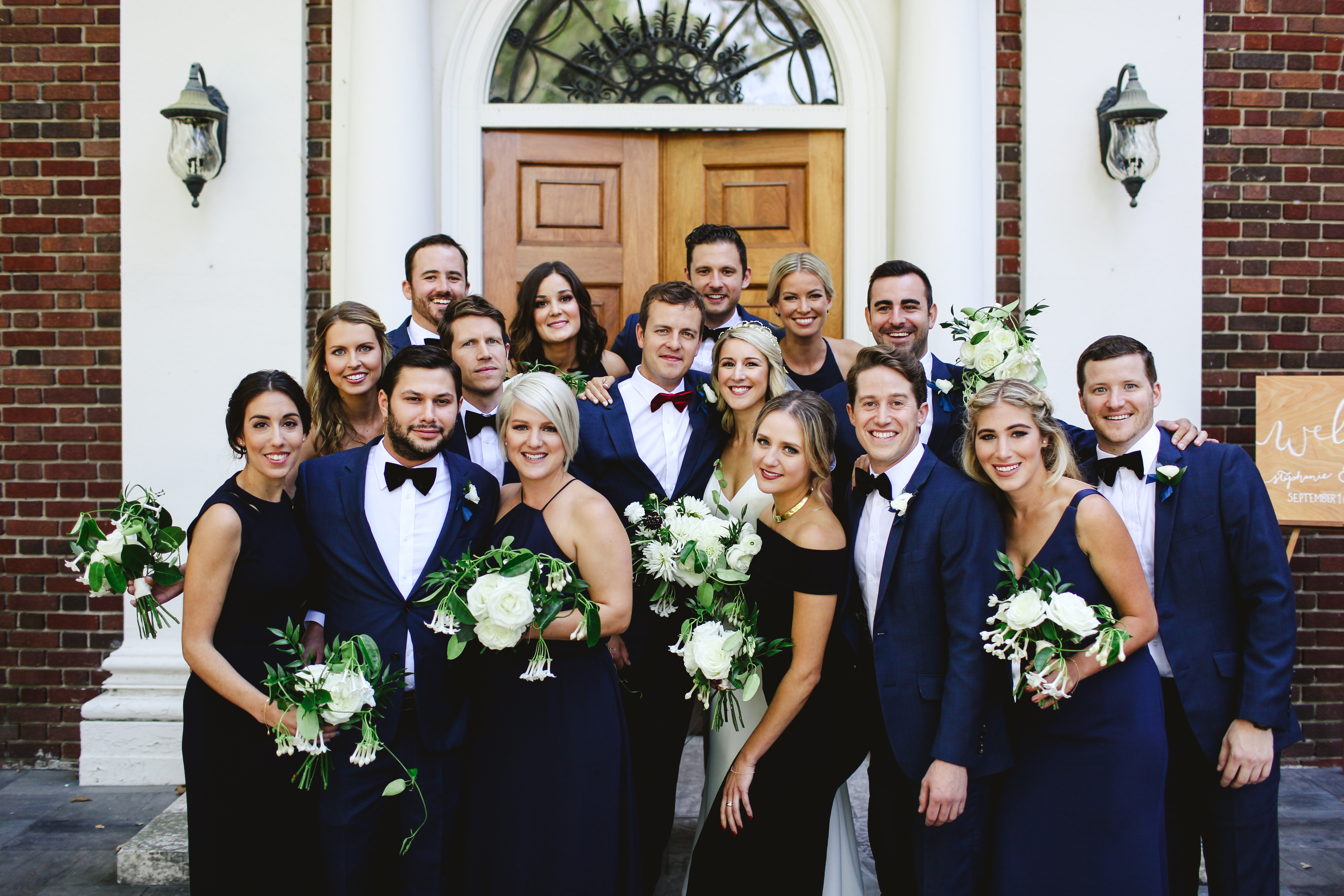 The whole wedding party - Mansion Wedding - Amanda Douglas Events