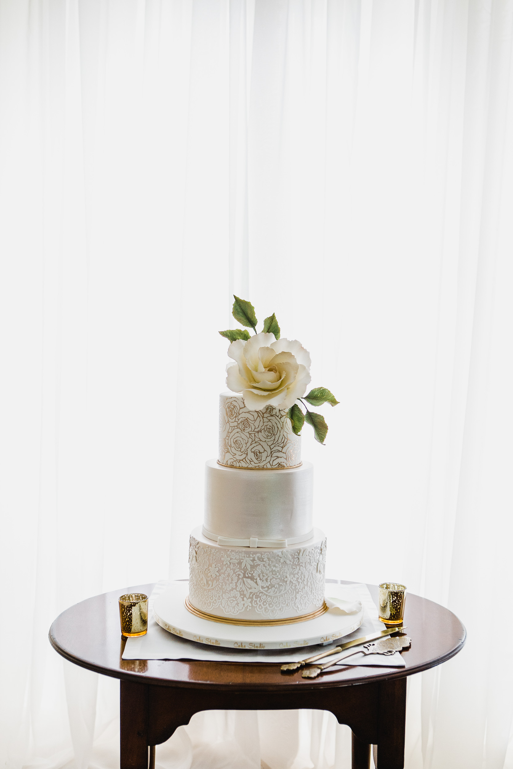 backyard tent wedding - cake