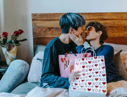 Chic Valentine’s Gift Ideas for Artists, Stylists & Design Lovers